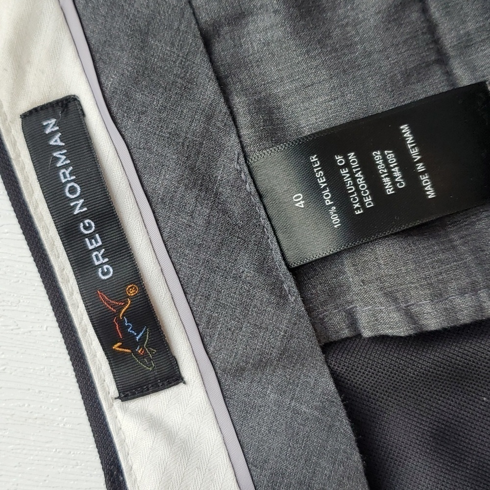 Greg Norman Black Classic Flat Front Golf Shorts 40 - Picture 4 of 7